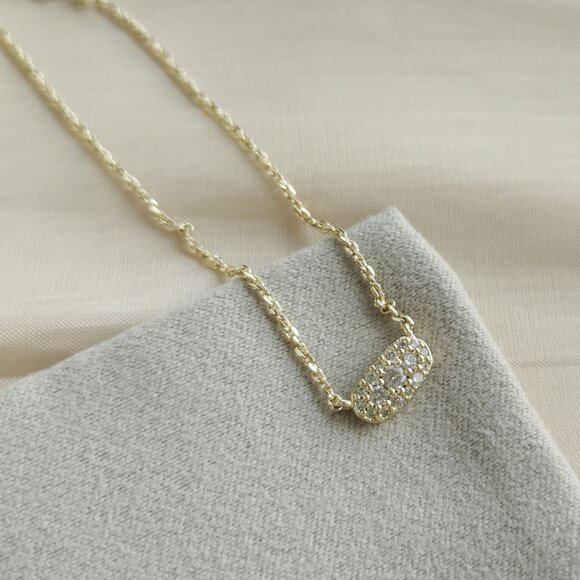 Kendra Scott - Grayson Gold White Crystal Pendant Necklace - Picture 2 of 4